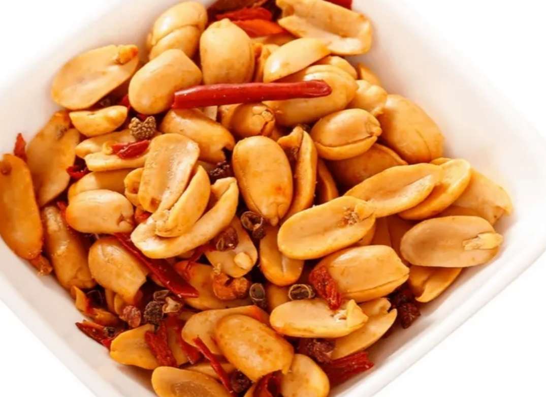 Spicy & Crunchy: Halal Sichuan Pepper Peanuts 🥜