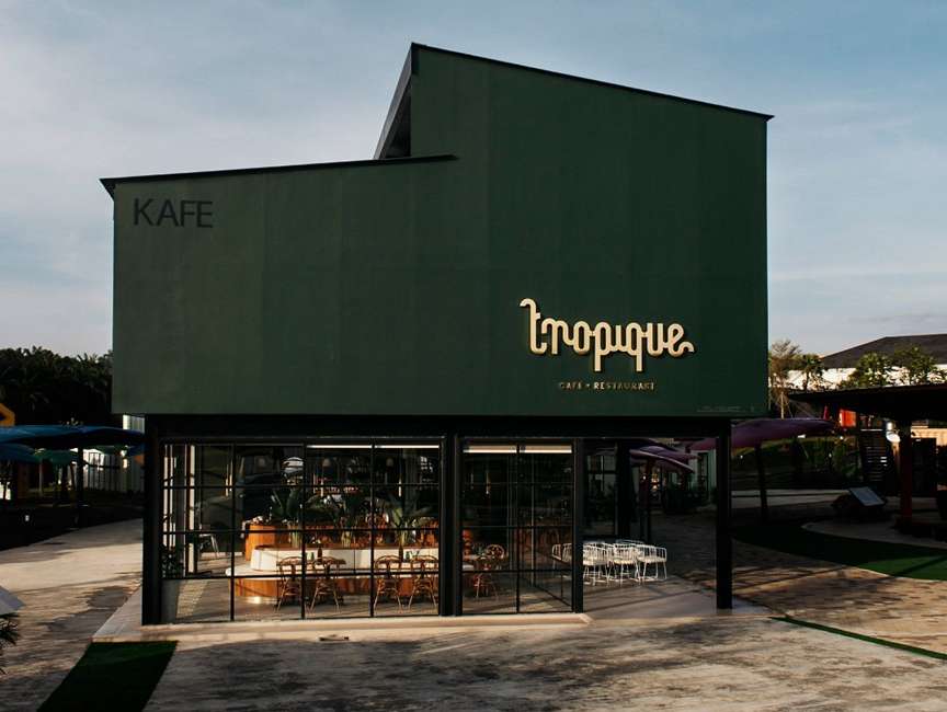 Tropique Café & Restaurant