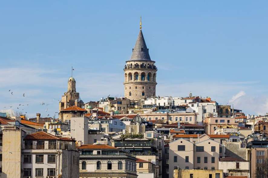 7月の日本と海外の国を比較