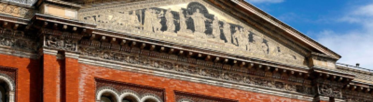 Getting the train to Victoria and Albert Museum (V&amp;A): Closest station &amp; popular routes