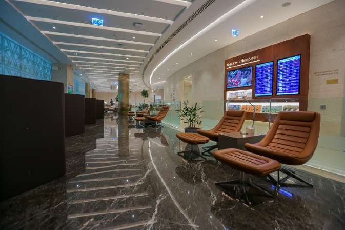 صالات الانتظار (Lounges)