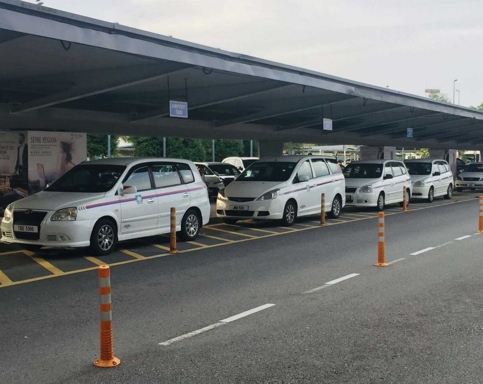 Taxi Airport Senai