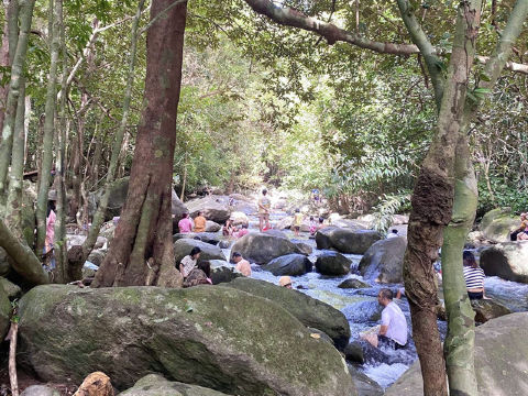 น้ำตกเขาชะเมา – เขาวง