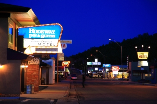 モーテルとホテルの語源をからわかりやすく解説