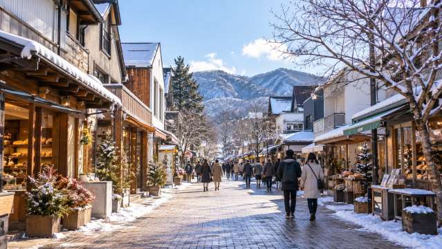 6.旧軽井沢銀座通りでパンやお土産を探す