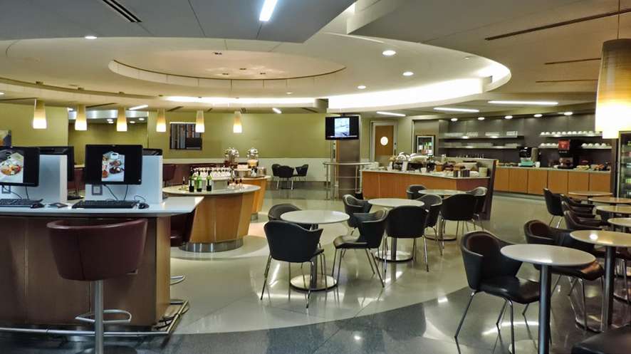 アドミラルズクラブ（Admirals Club）