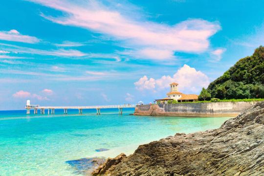ブセナ海中公園/海中展望塔(名護市)