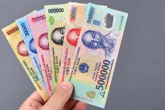 Cash in Vietnam
