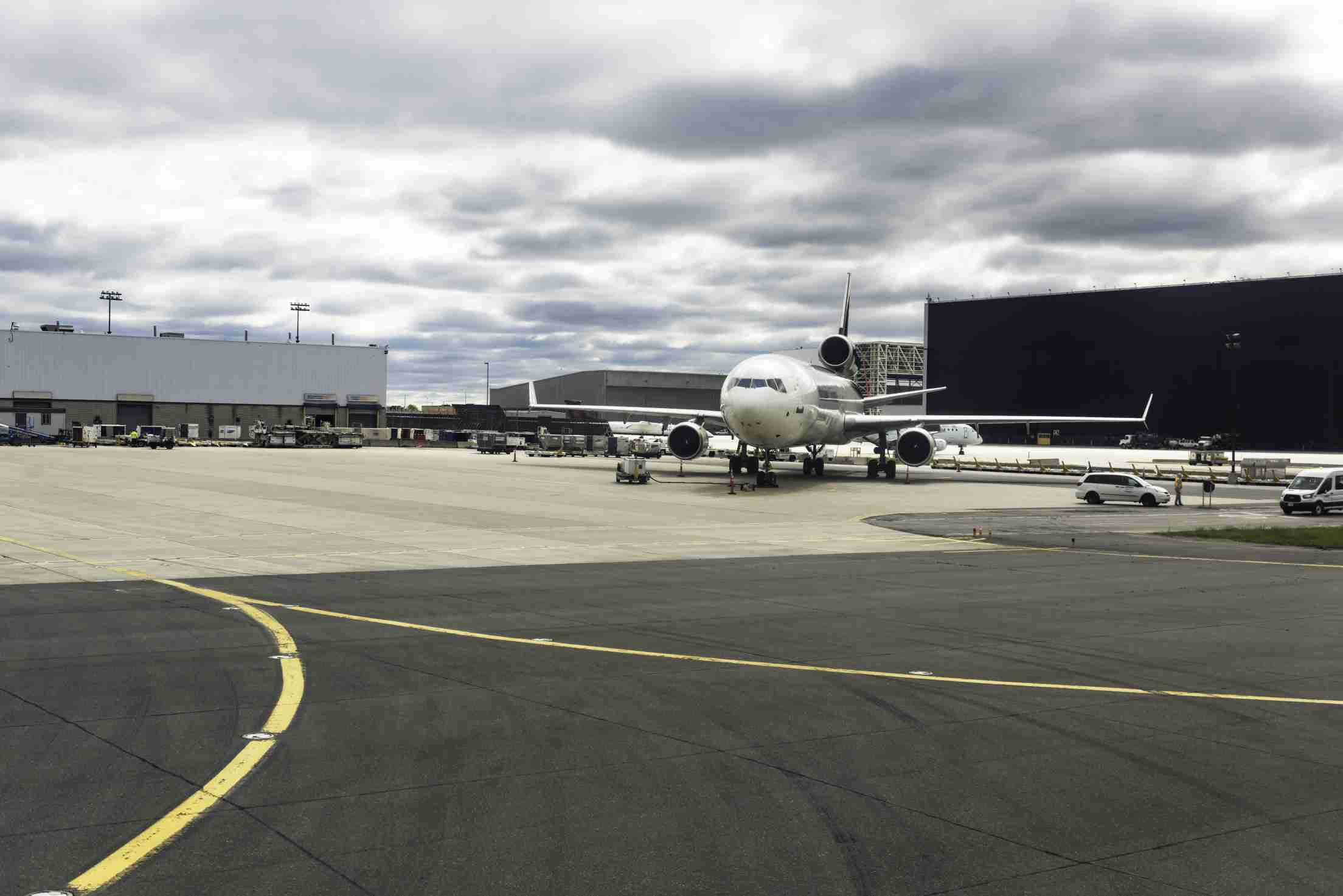 トロント・ピアソン空港の乗り継ぎは「アメリカ行きかどうか」で全てが変わる