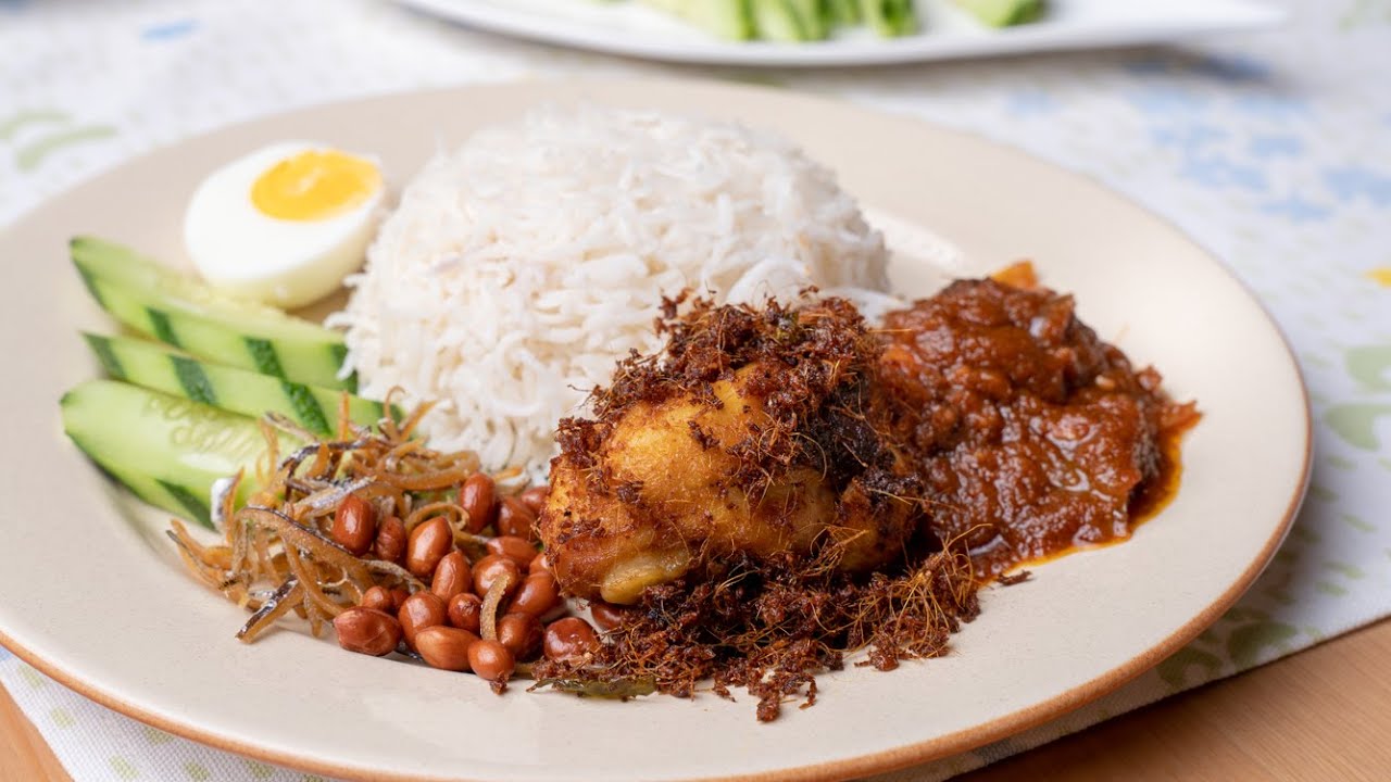 Nasi Lemak Ayam Goreng