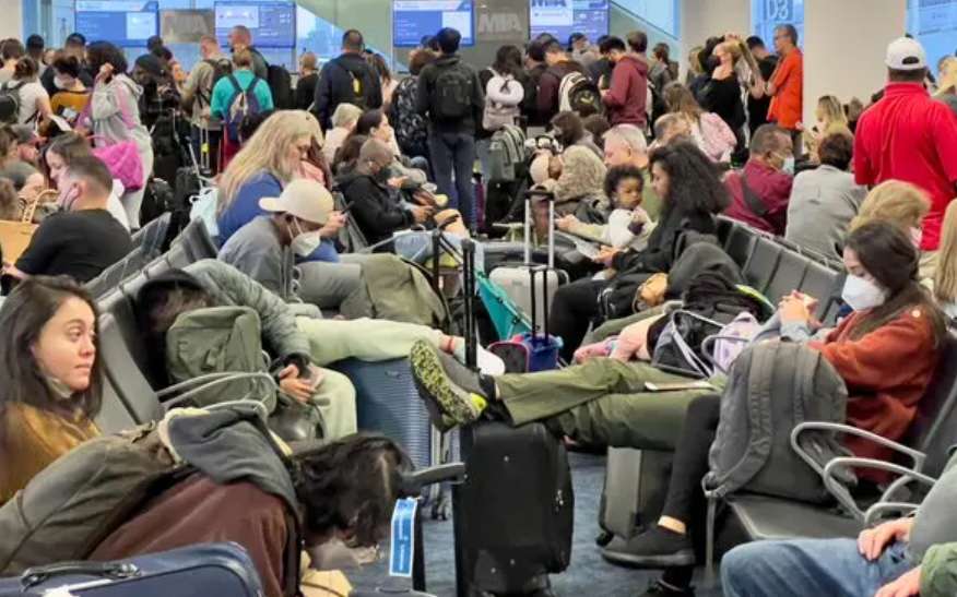 Track NYC Flight Cancellations: ATC Ground Stops & Delays in Real Time