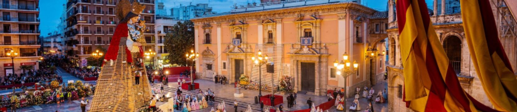 Encuentra tu tren para ir a las Fallas de Valencia 2026