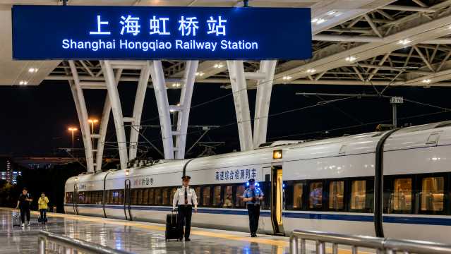 Stasiun Kereta Api Shanghai Hongqiao
