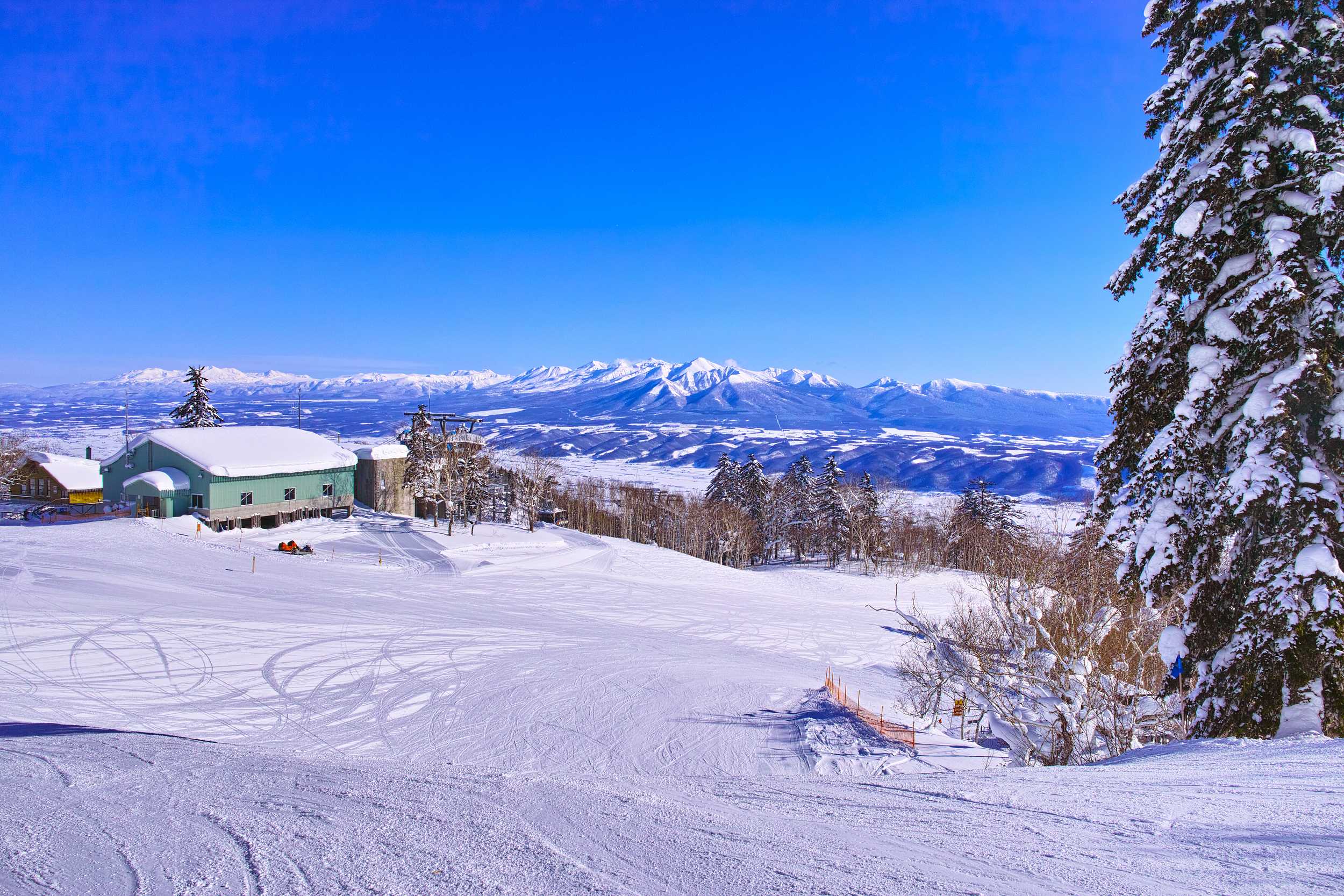 ฟุราโนะสกีรีสอร์ต