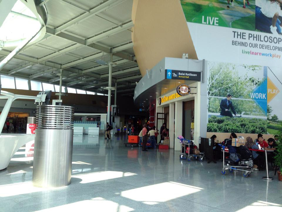 Senai Airport
