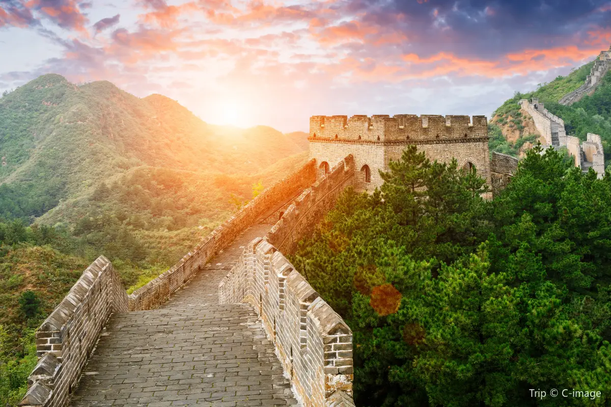 1. Explore the Majestic Great Wall of China