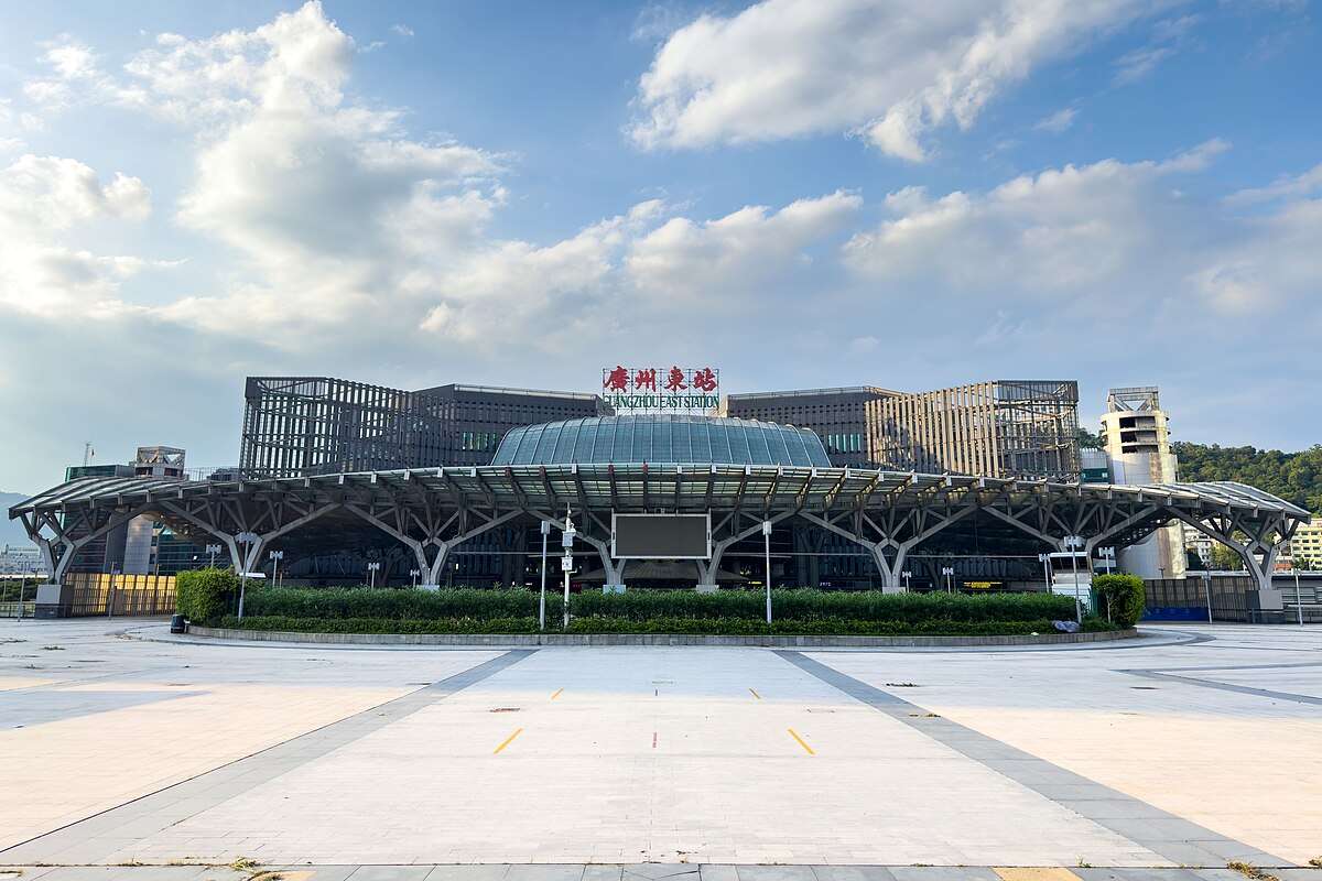 Bahnhof Guangzhou Ost (Guangzhou East Railway Station)