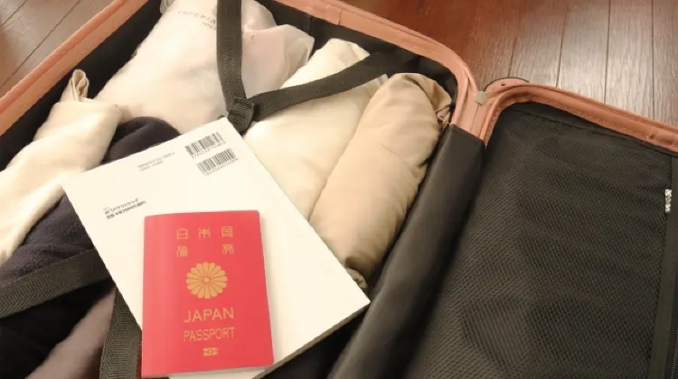 初めての海外旅行で困らないパスポート準備