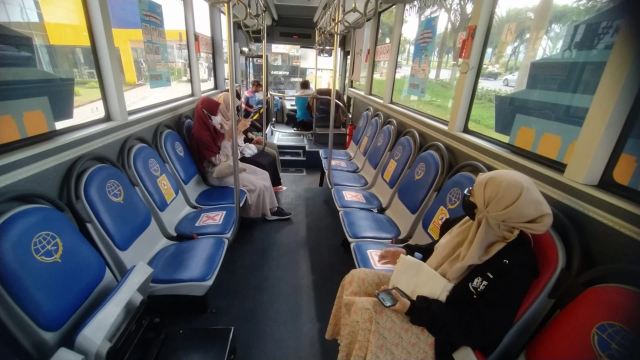 Fasilitas di Dalam Bus TMB