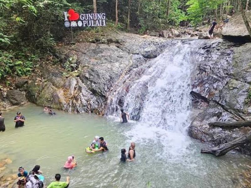 Gunung Pulai Recreational Forest & Waterfall