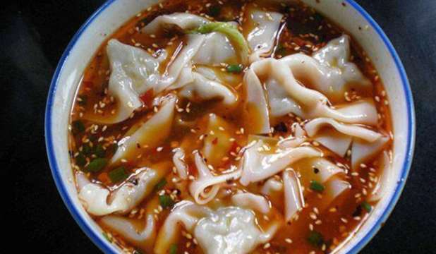 Things to do in Chengdu | Dragon Wonton  