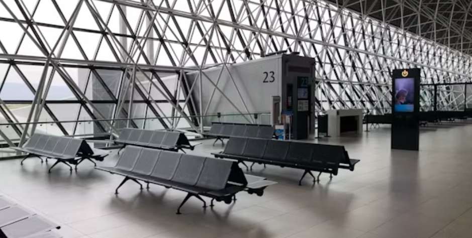 Shanghai Pudong International Airport Arrivals