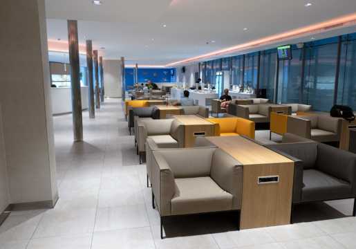 バレンシア空港のラウンジは1カ所