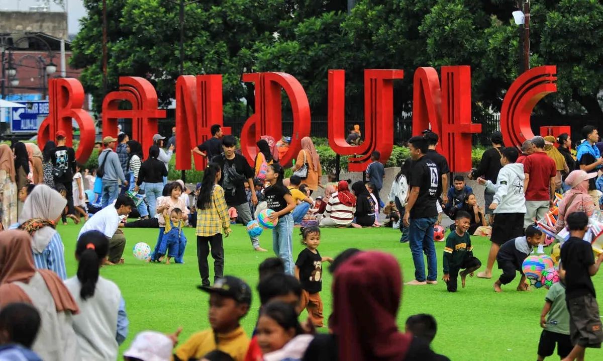 Trans Metro Bandung untuk Wisata di Bandung