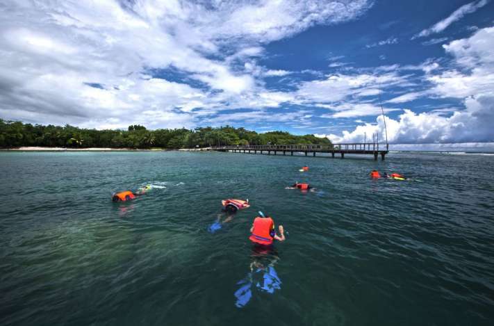 Tanjung Lesung vs Pelabuhan Ratu untuk Snorkeling dan Diving