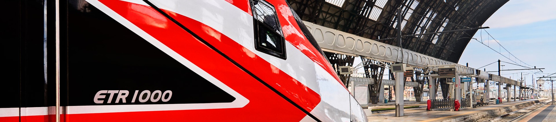 A bordo del Frecciarossa 1000: le classi e i servizi