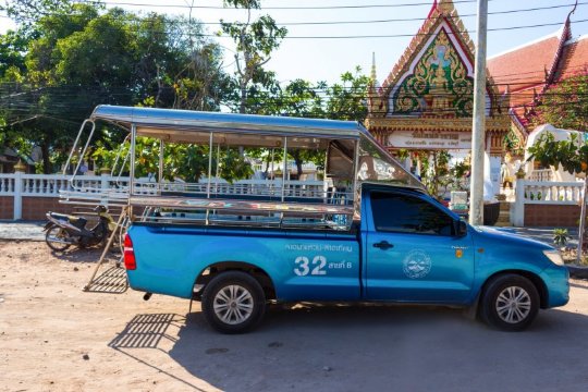 芭堤雅去格蘭島 | 雙條車 (Baht Bus)