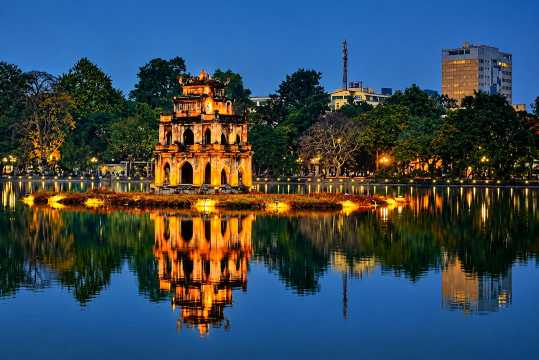 Hoan Kiem Lake