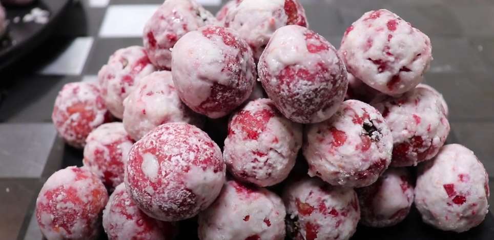 1. A Sweet Souvenir: Hawthorn Candy