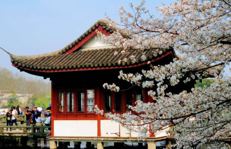 West Lake Hours & Tickets 