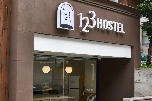 3.123 Hostel