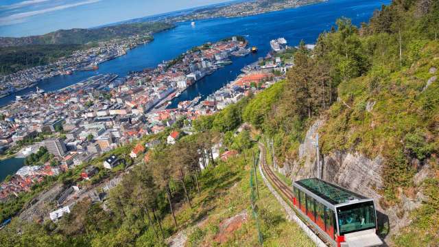 Fløibanen dan Mount Fløyen