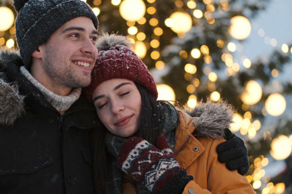 What to Do on Christmas Day - Plans for Solo, Couples & Families