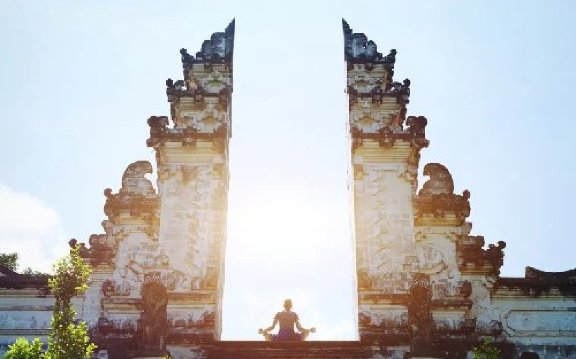 scene at Pura Lempuyang Luhur