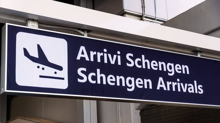 Schengen Travellers