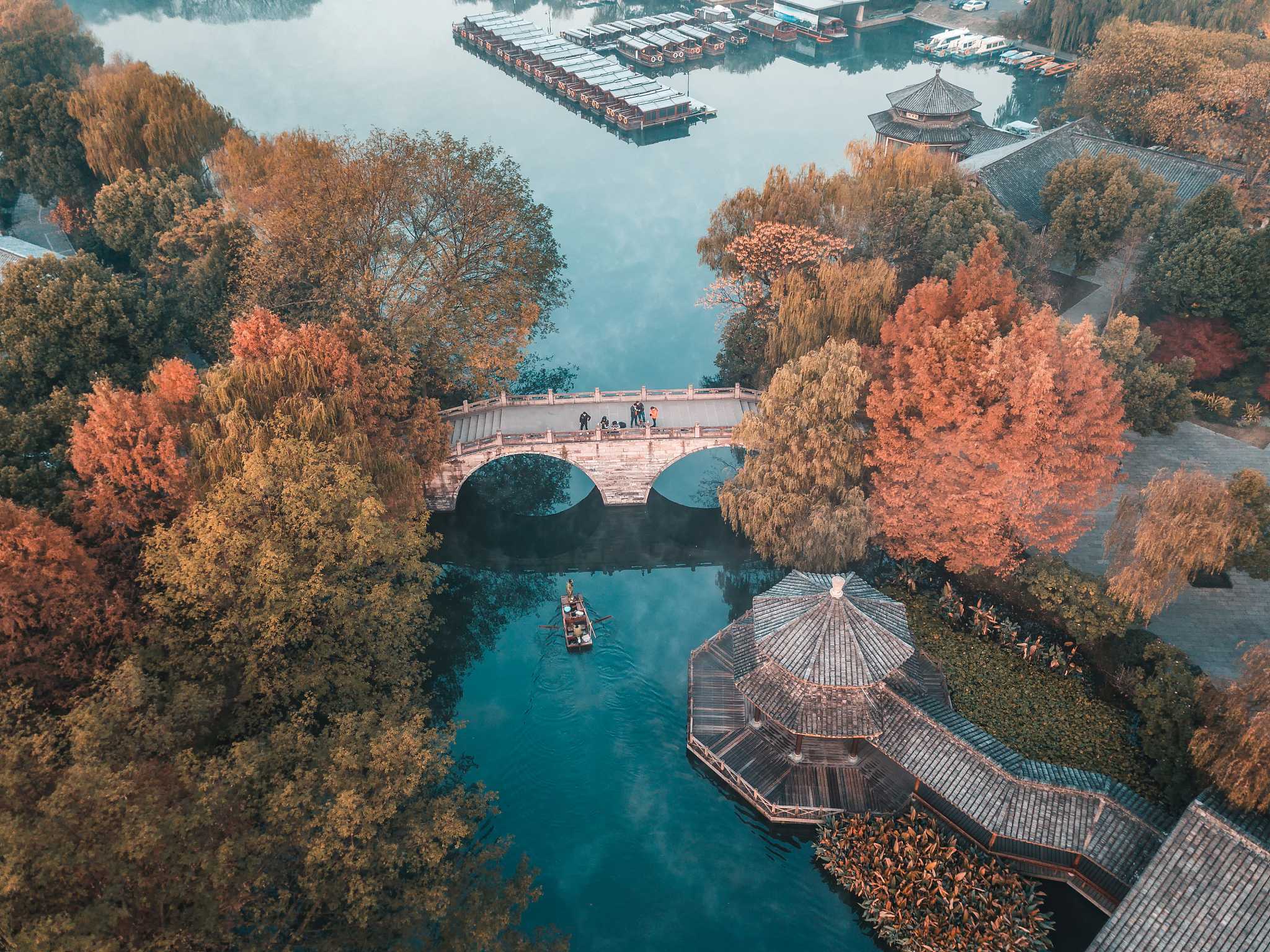 West Lake Pleasure Boat