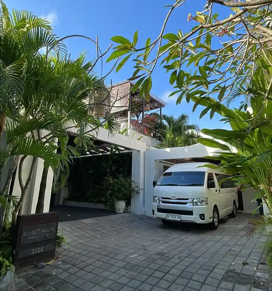 HOTEL SHUTTLE SERVICES