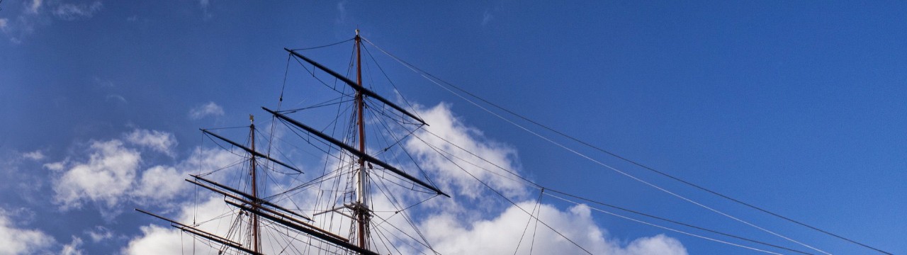 Getting the train or tube to Cutty Sark: Nearest station and popular routes