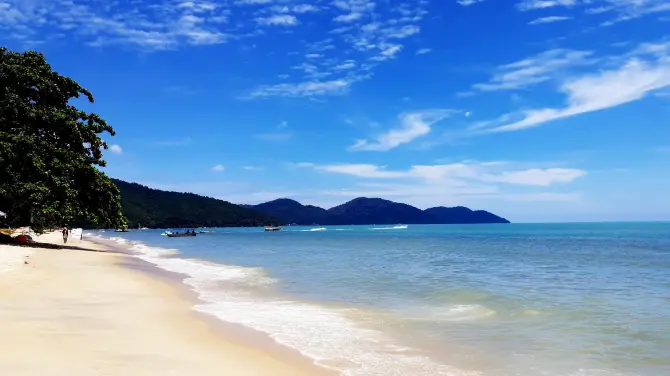 หาดบาตูเฟอร์ริงฮิ