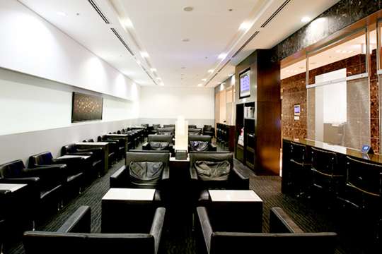 ラウンジ華～hana～