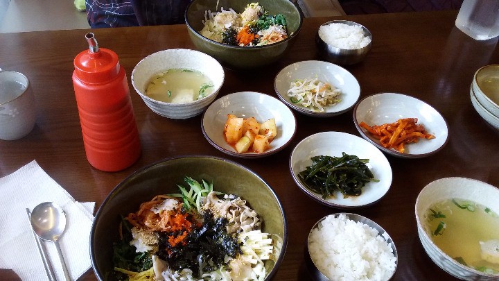 ヘウンデ・ヘウンマルの海鮮ビビンパ