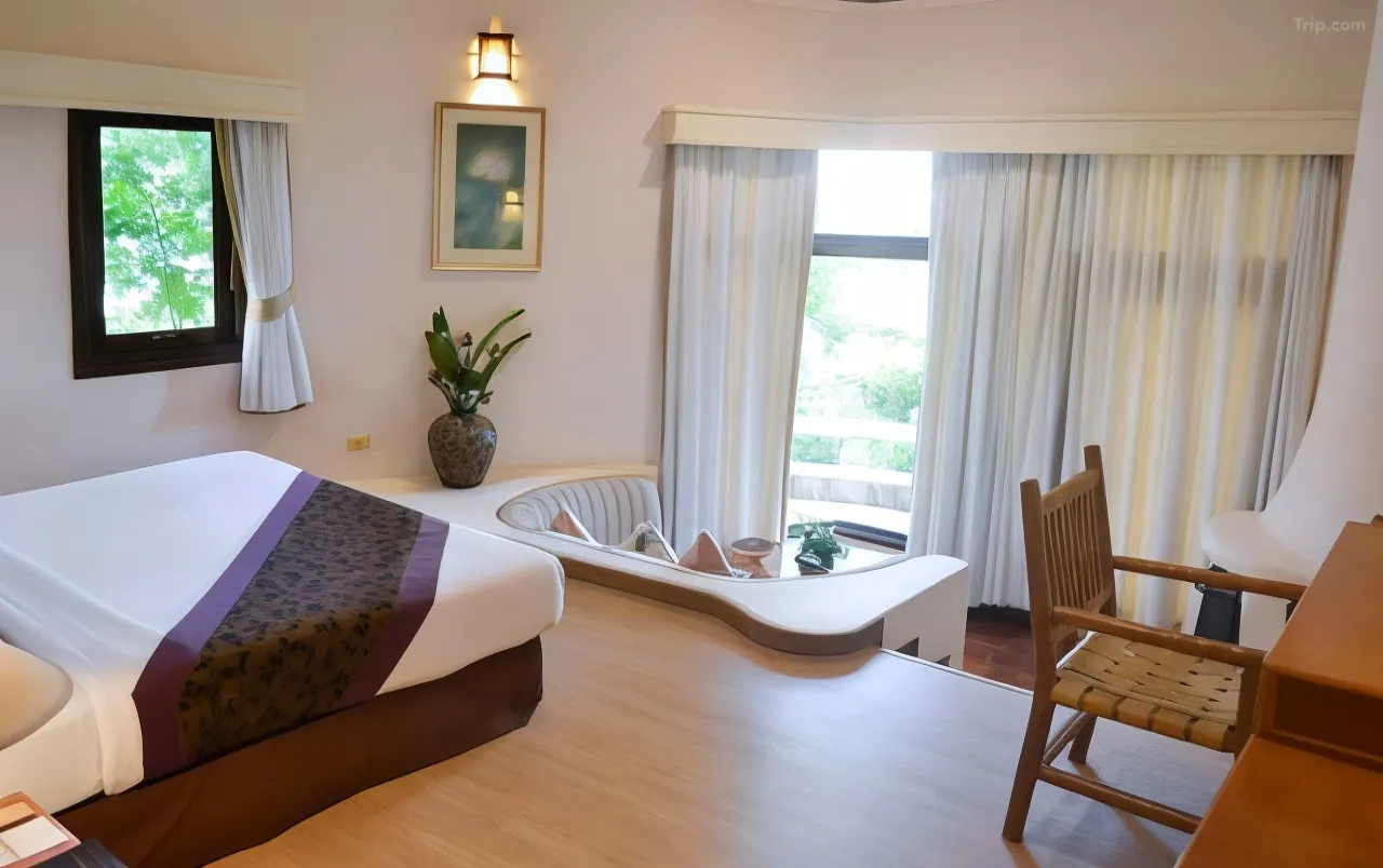 อิมพีเรียล ภูแก้ว ฮิลล์ รีสอร์ท