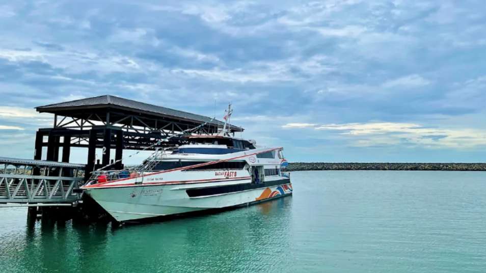 Ferry to Batam