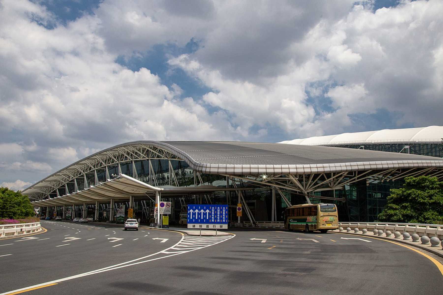 Guangzhou Airport to the City