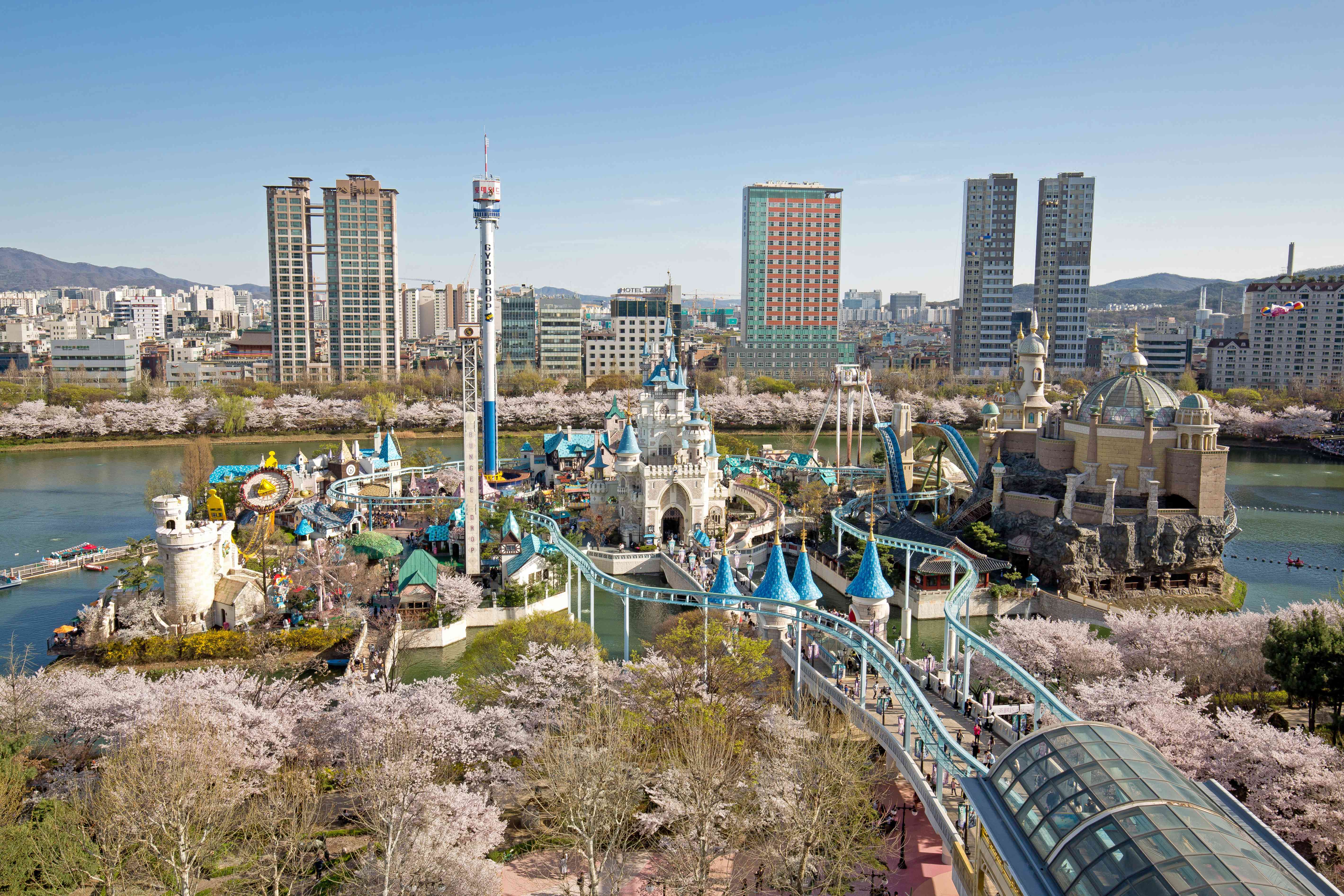 lotte world seoul