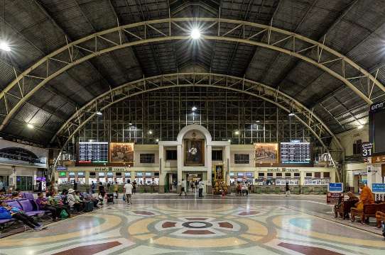 Hua Lamphong Train Station